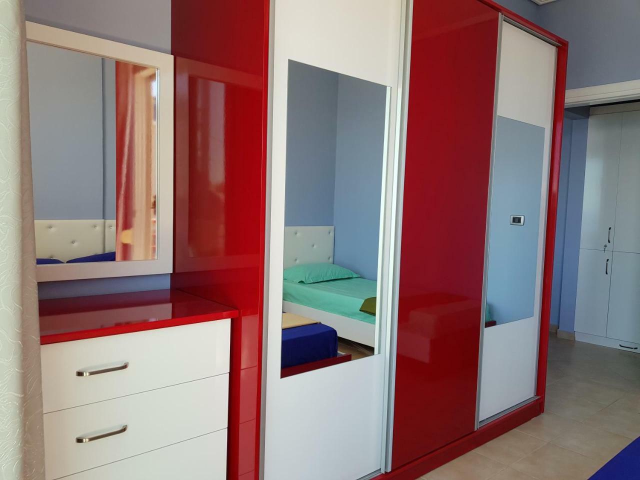 Apartment Of Beautiful Dreams Over The Sea Sarande Exterior photo
