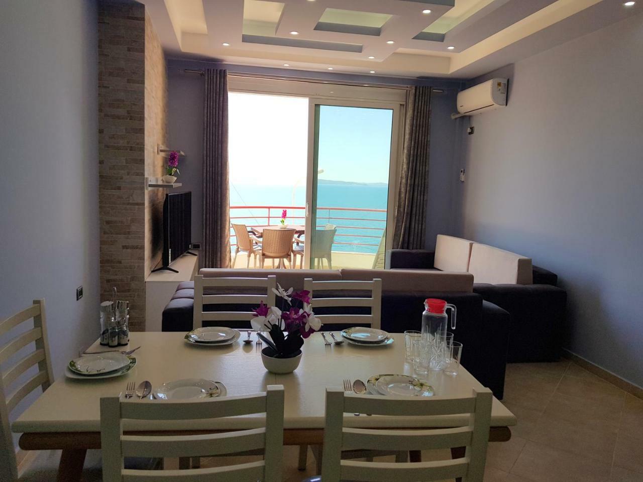 Apartment Of Beautiful Dreams Over The Sea Sarande Exterior photo
