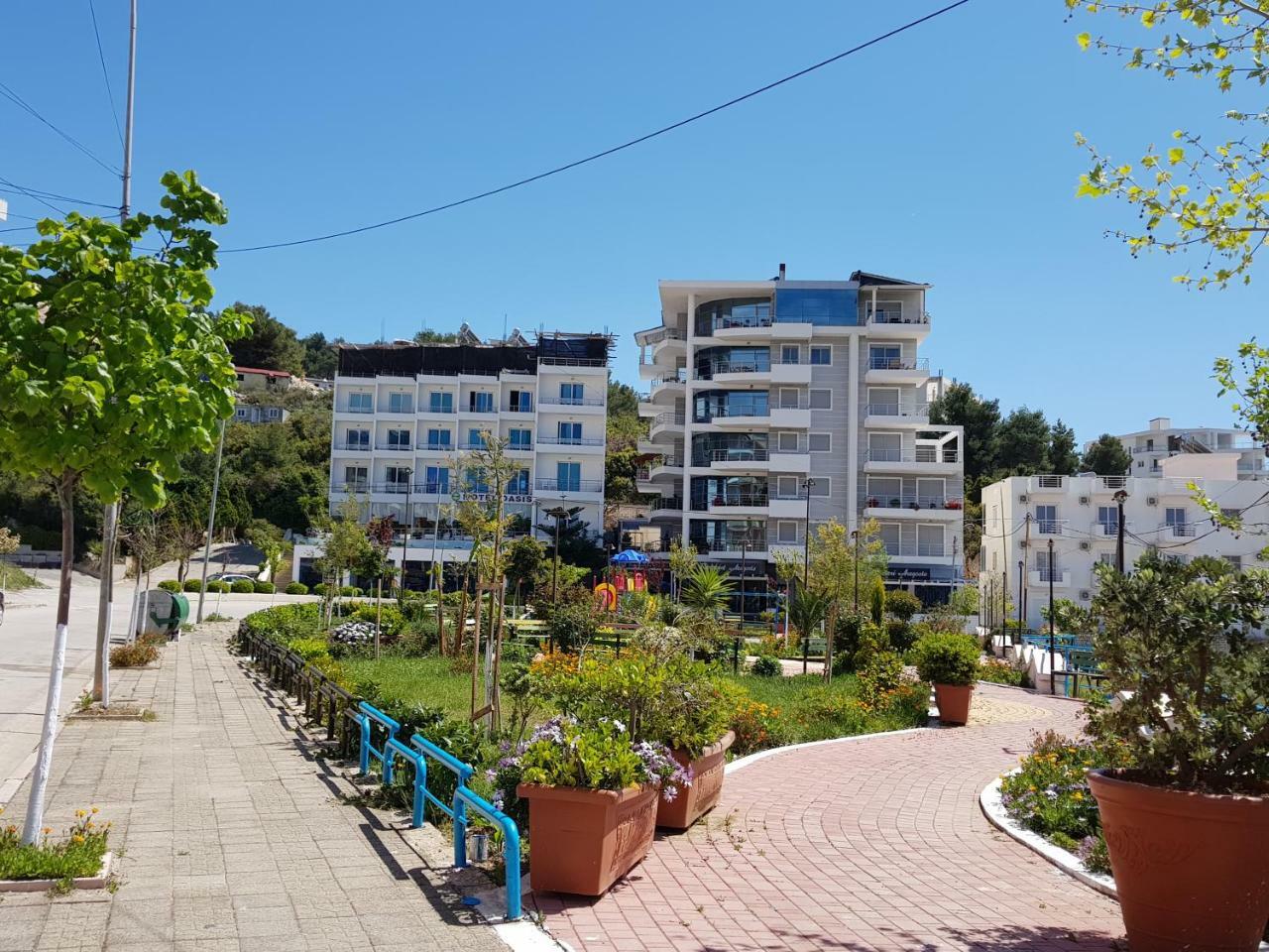 Apartment Of Beautiful Dreams Over The Sea Sarande Exterior photo