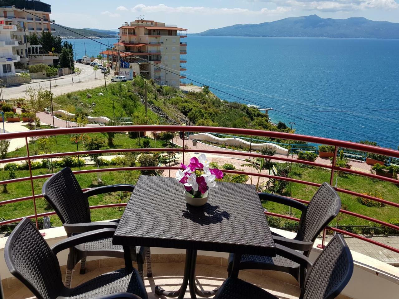 Apartment Of Beautiful Dreams Over The Sea Sarande Exterior photo